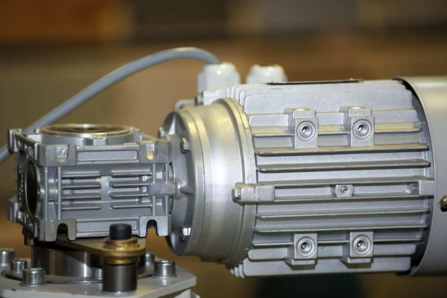 Servo Motor Mekaniği ve Bobinaj